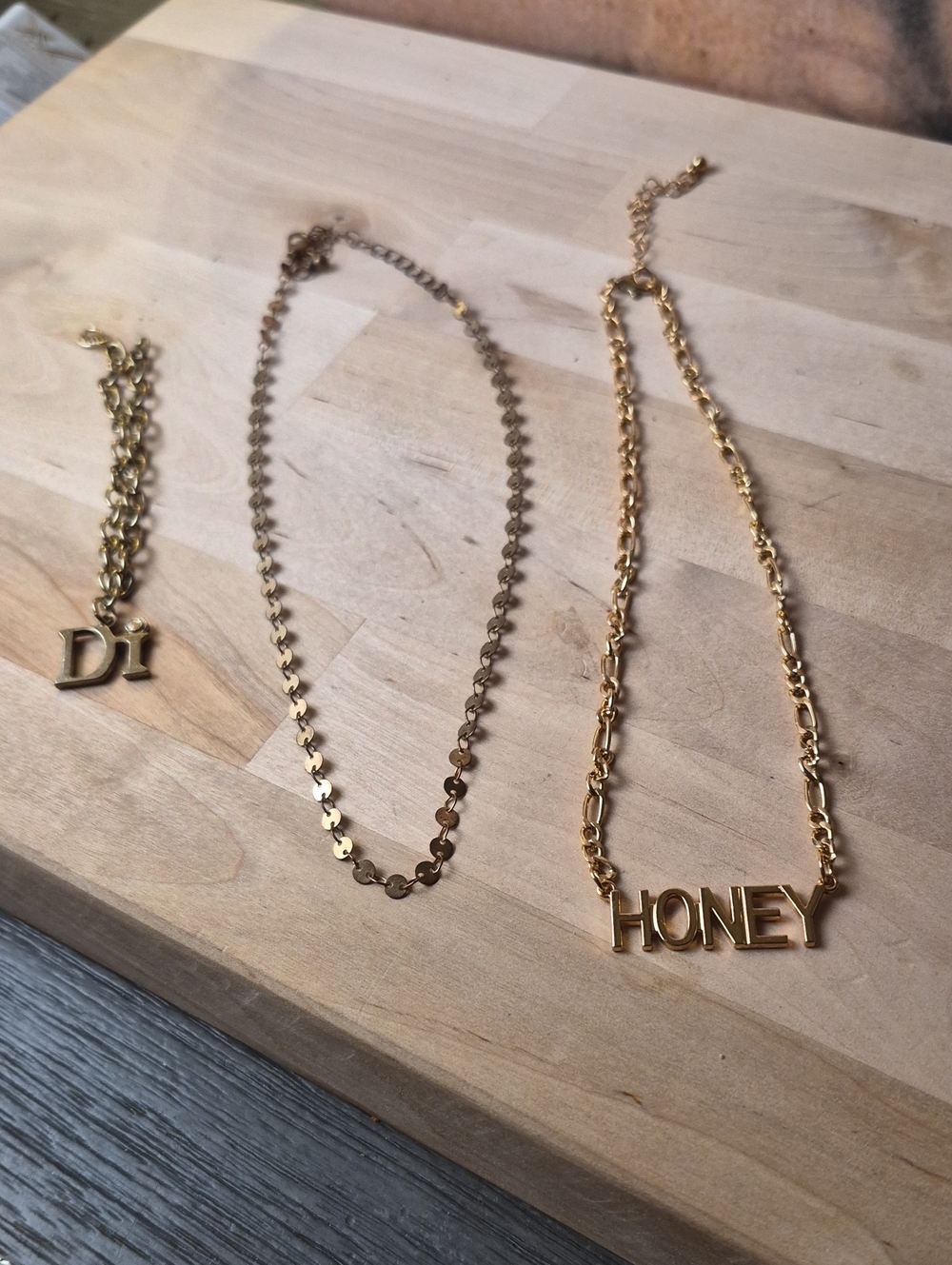 Gold 'HONEY' Pendant Necklace - Delicate Gold "Coin"necklace, Di Bracelet